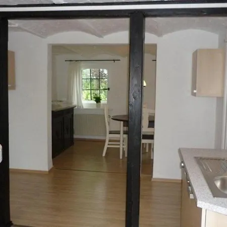 Little Rose - Urlaub Unter Reet Zwischen Den Meeren * Borm